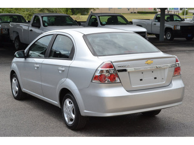 chevrolet aveo 2011 silver sedan lt gasoline 4 cylinders front wheel drive automatic 76401