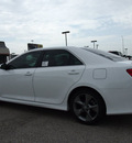toyota camry 2012 white sedan se v6 gasoline 6 cylinders front wheel drive automatic 76011