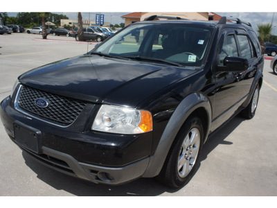 ford freestyle 2005 black suv sel gasoline 6 cylinders front wheel drive automatic 77039