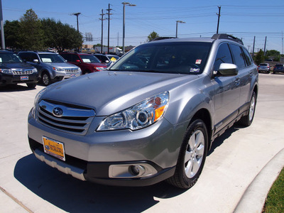 subaru outback 2011 silver wagon 2 5i limited gasoline 4 cylinders all whee drive cont  variable trans  75070