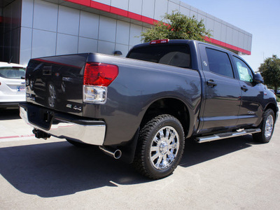 toyota tundra 2012 gray grade flex fuel 8 cylinders 4 wheel drive automatic 76053