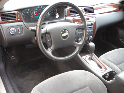 chevrolet impala 2011 gold sedan flex fuel 6 cylinders front wheel drive automatic 79925