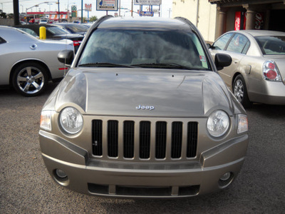 jeep compass 2007 gold suv gasoline 4 cylinders 4 wheel drive automatic 79925