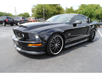 ford mustang 2008 black coupe widow gasoline 8 cylinders rear wheel drive standard 77581