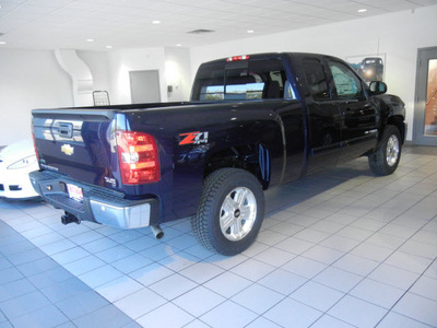 chevrolet silverado 1500 2012 dk  blue lt z71 8 cylinders automatic with overdrive 55391