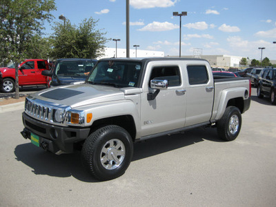 hummer h3t 2009 silver gasoline 5 cylinders 4 wheel drive automatic 79936