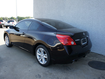 nissan altima 2012 dk  red coupe 2 5 s gasoline 4 cylinders front wheel drive cont  variable trans  75150