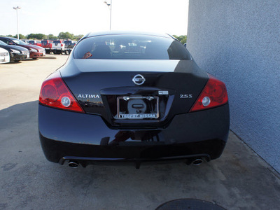 nissan altima 2012 dk  red coupe 2 5 s gasoline 4 cylinders front wheel drive cont  variable trans  75150