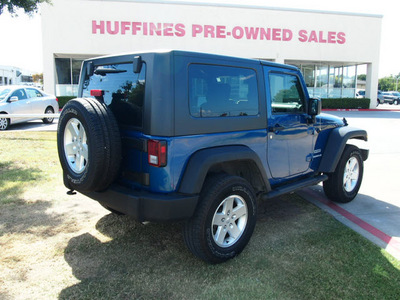 jeep wrangler 2010 blue suv sport gasoline 6 cylinders 4 wheel drive automatic 75067