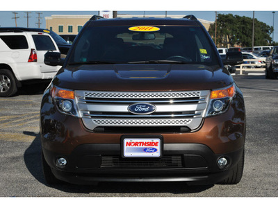 ford explorer 2012 brown suv xlt gasoline 6 cylinders 2 wheel drive automatic 78216