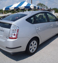 toyota prius 2009 silver hatchback 4 cylinders automatic 28557