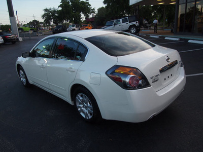 nissan altima 2011 sedan 4 cylinders cont  variable trans  33021