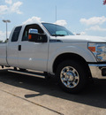 ford f 250 super duty 2012 white xlt 8 cylinders automatic 77505