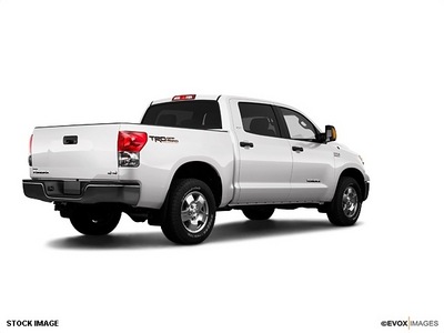 toyota tundra 2009 grade gasoline 8 cylinders 2 wheel drive 6 speed automatic electronic 78577