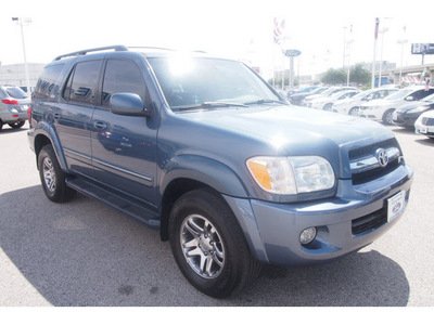 toyota sequoia 2005 blue suv sr5 8 cylinders automatic 77074