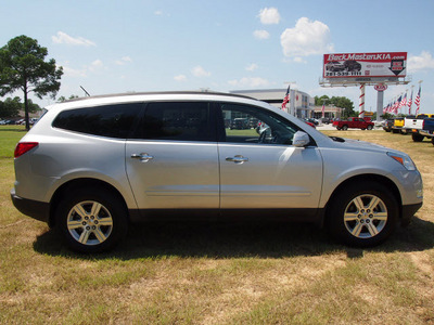 chevrolet traverse 2012 silver lt gasoline 6 cylinders front wheel drive automatic 77375