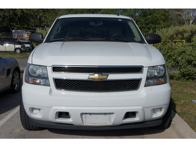 chevrolet tahoe 2008 white suv ls gasoline 8 cylinders 2 wheel drive automatic 78729