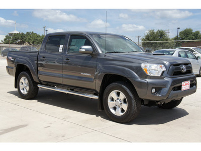toyota tacoma 2012 gray prerunner v6 6 cylinders automatic 78232