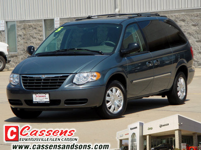 chrysler town country 2005 silver van touring gasoline 6 cylinders front wheel drive automatic 62034