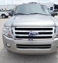 ford expedition 2009 lt  gray suv xlt flex fuel 8 cylinders 2 wheel drive automatic 77388