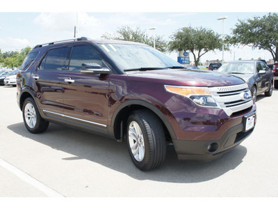 ford explorer 2011 silver suv xlt gasoline 6 cylinders 2 wheel drive 6 speed automatic 77505