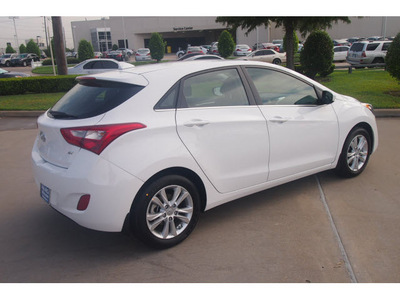 hyundai elantra gt 2013 white wagon gasoline 4 cylinders front wheel drive automatic 77074