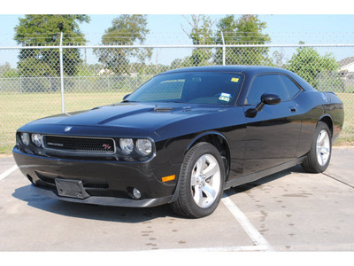 dodge challenger 2009 black coupe r t gasoline 8 cylinders rear wheel drive automatic 77338
