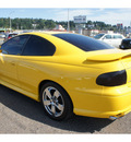 pontiac gto 2004 yellow coupe gasoline 8 cylinders rear wheel drive automatic 98632