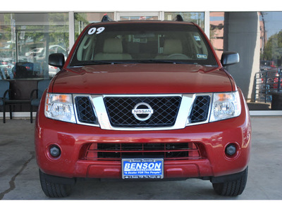 nissan pathfinder 2009 dk  red suv le gasoline 6 cylinders 2 wheel drive automatic 78216