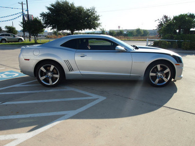 chevrolet camaro 2010 silver coupe ss gasoline 8 cylinders rear wheel drive 6 speed manual 78155