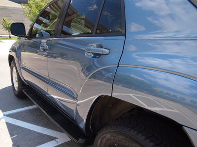 toyota 4runner 2005 blue suv sr5 gasoline 6 cylinders rear wheel drive automatic 75034