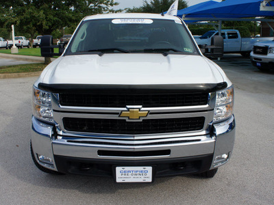 chevrolet silverado 2500hd 2010 white lt gasoline 8 cylinders 4 wheel drive 6 speed automatic 76234