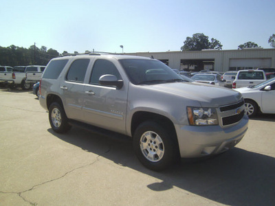 chevrolet tahoe 2007 gold suv lt 8 cylinders automatic 75503