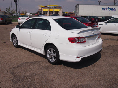 toyota corolla 2012 white sedan s gasoline 4 cylinders front wheel drive automatic 79065
