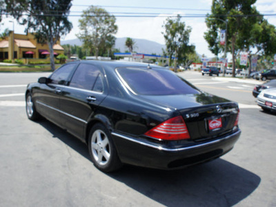 mercedes benz s class 2004 black sedan s430 gasoline 8 cylinders rear wheel drive automatic 92882