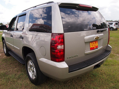 chevrolet tahoe 2007 gray suv ls gasoline 8 cylinders rear wheel drive automatic 77375