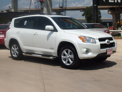 toyota rav4 2012 white suv limited gasoline 6 cylinders 2 wheel drive automatic 78232