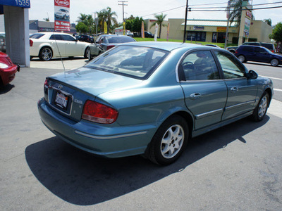 hyundai sonata 2004 blue sedan gls gasoline 6 cylinders front wheel drive automatic 92882