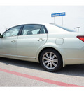 toyota avalon 2006 green sedan limited gasoline 6 cylinders front wheel drive automatic 76543