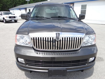 lincoln navigator 2005 gray suv luxury gasoline 8 cylinders rear wheel drive 6 speed automatic 77388