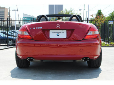 mercedes benz slk class 2008 red slk280 gasoline 6 cylinders rear wheel drive automatic 77002