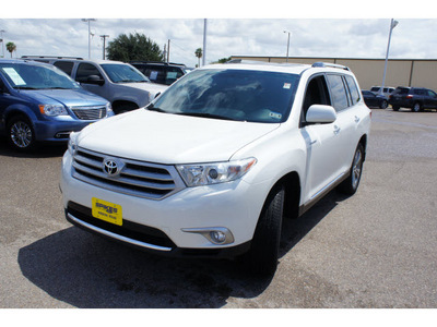 toyota highlander 2011 white suv limited gasoline 6 cylinders front wheel drive automatic 78572