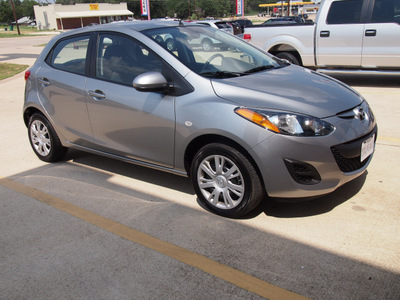 mazda mazda2 2012 silver hatchback sport gasoline 4 cylinders front wheel drive automatic with overdrive 76567