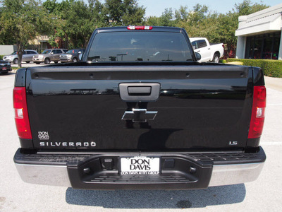 chevrolet silverado 1500 2010 black work truck flex fuel 8 cylinders 2 wheel drive automatic 76011