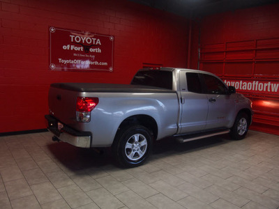 toyota tundra 2007 silver sr5 gasoline 8 cylinders rear wheel drive automatic 76116