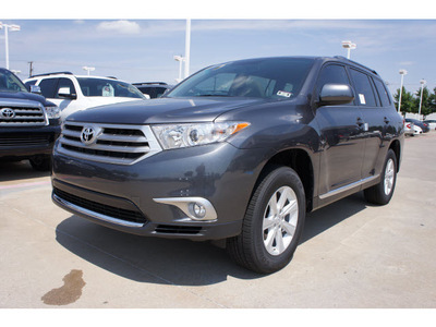 toyota highlander 2012 gray suv se gasoline 6 cylinders front wheel drive automatic 76116