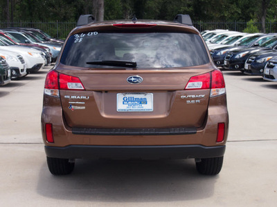 subaru outback 2013 beige wagon 3 6r limited gasoline 6 cylinders all whee drive automatic 77090