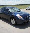 nissan altima 2008 blue sedan 2 5 s gasoline 4 cylinders front wheel drive automatic 75110