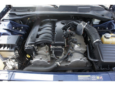 chrysler 300 2005 blue sedan limited gasoline 6 cylinders rear wheel drive automatic 78539