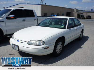 chevrolet lumina 1998 white sedan ls gasoline v6 front wheel drive automatic 75062